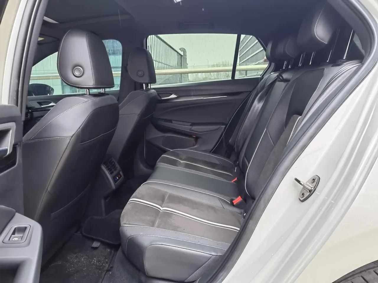 Volkswagen 2023 Golf 8 R-Line 1.4TSI 280TSI (Modified) Automatic Gear 2