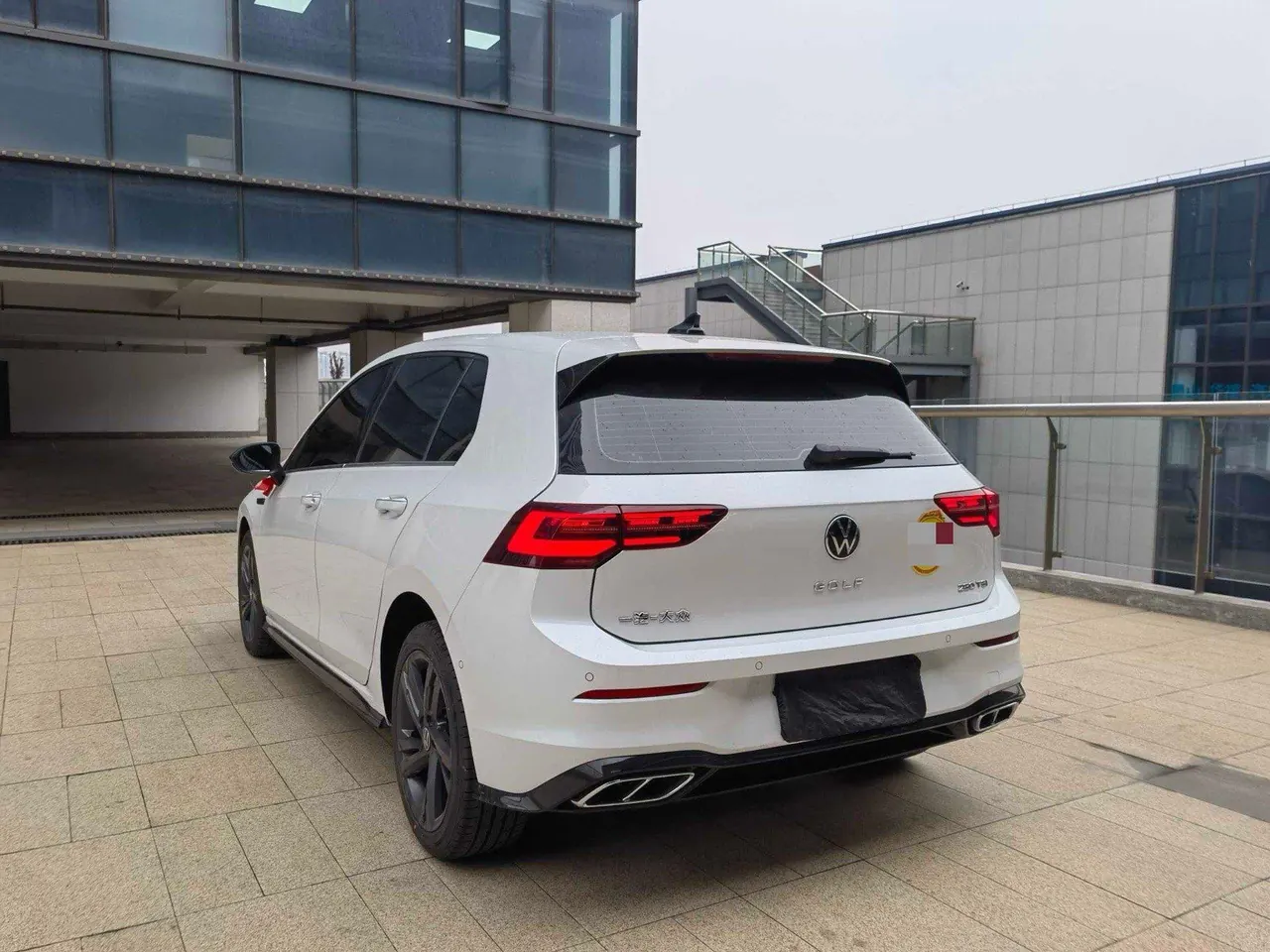 Volkswagen 2023 Golf 8 R-Line 1.4TSI 280TSI (Modified) Automatic Gear 6