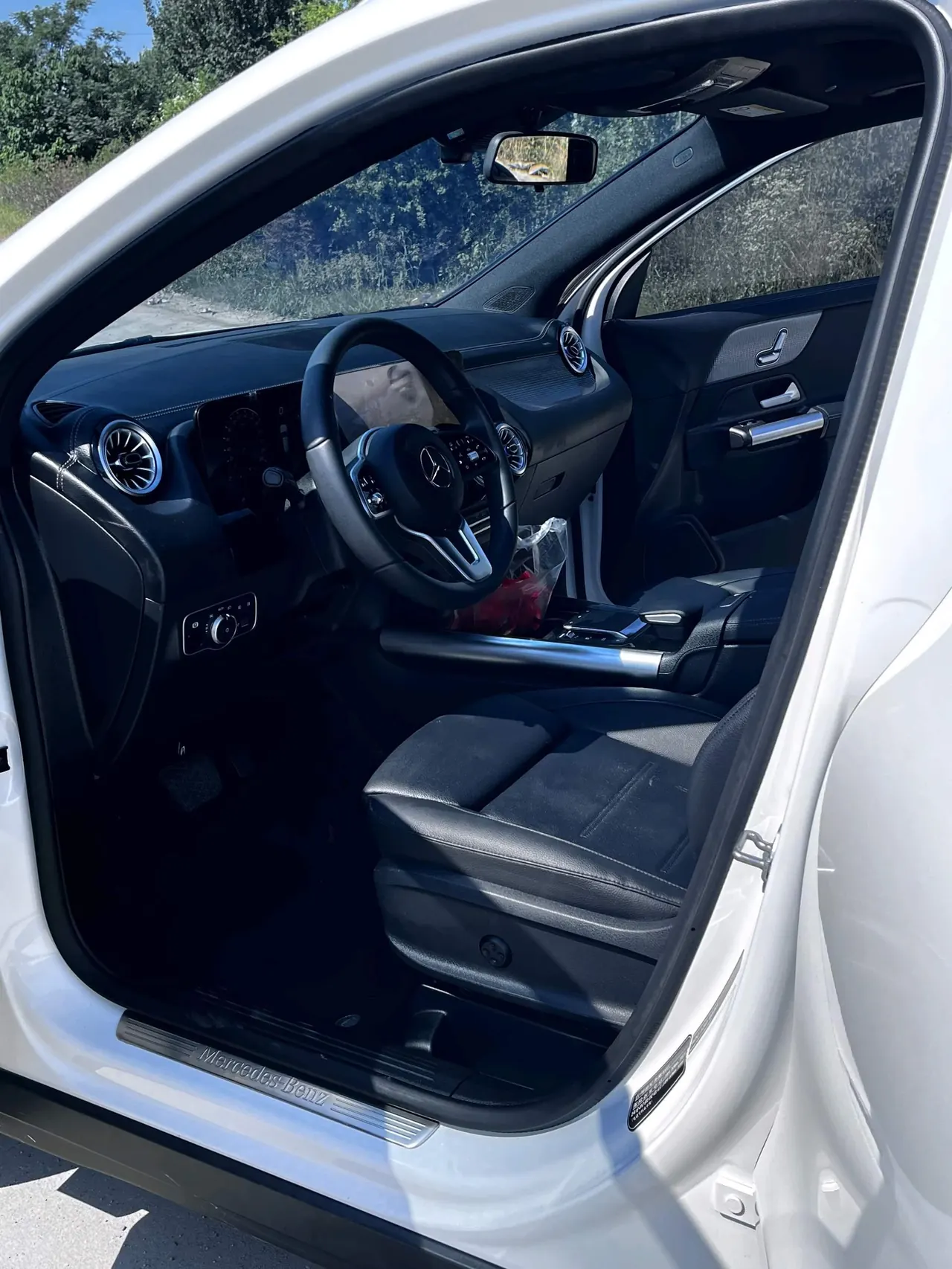 Mercedes Benz 2023 GLA 220 2.0T automatic gear 7