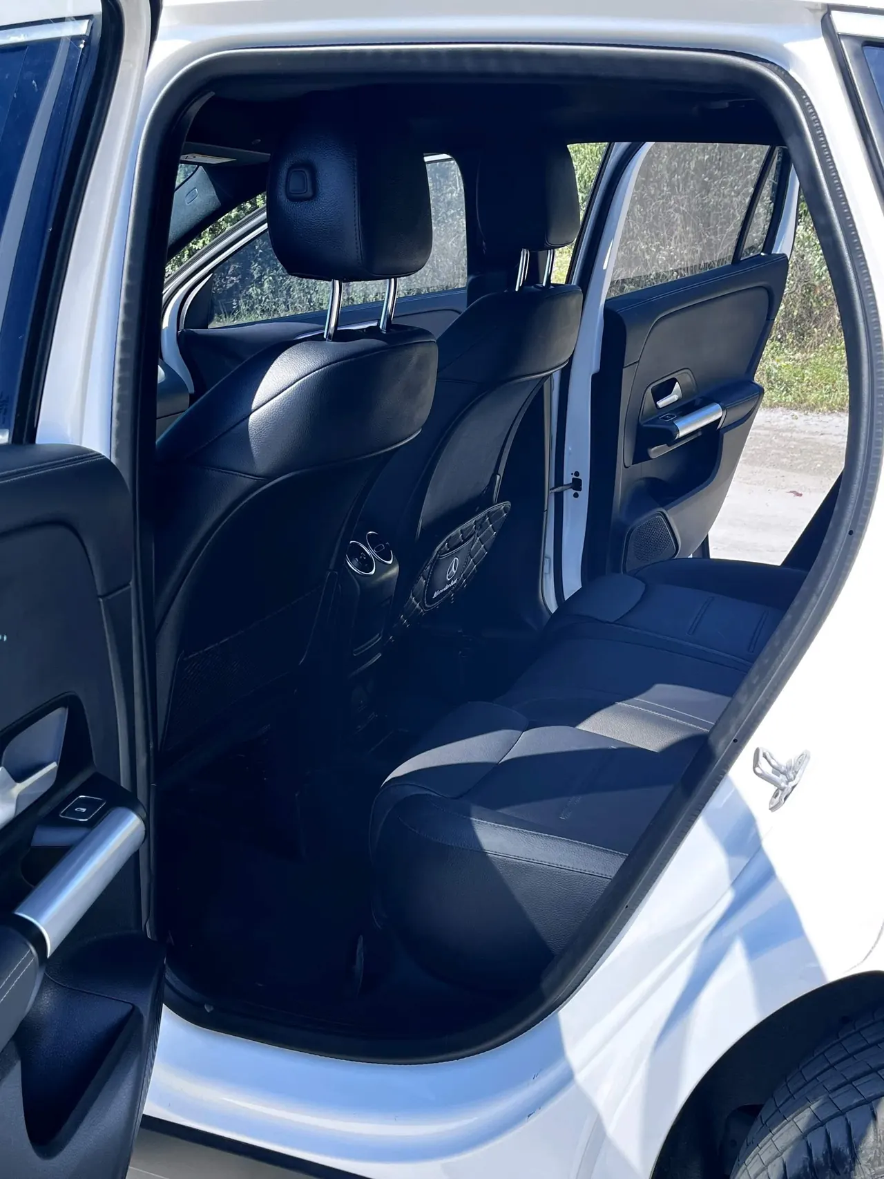 Mercedes Benz 2023 GLA 220 2.0T automatic gear 8