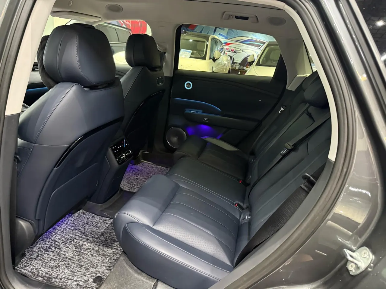 Voyah 2025 FREE four-wheel drive dry Kun version of automatic gear 10