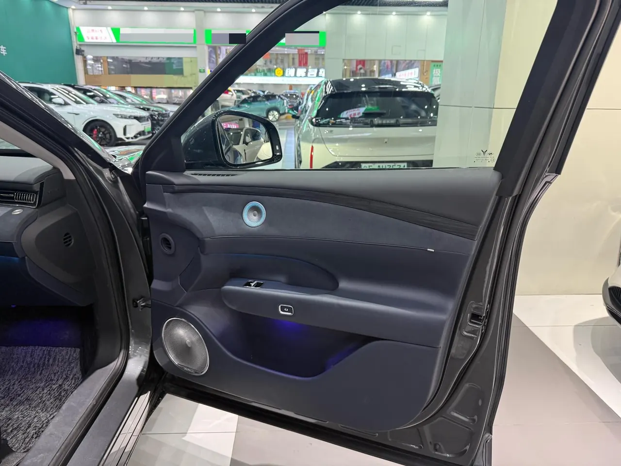 Voyah 2025 FREE four-wheel drive dry Kun version of automatic gear 17