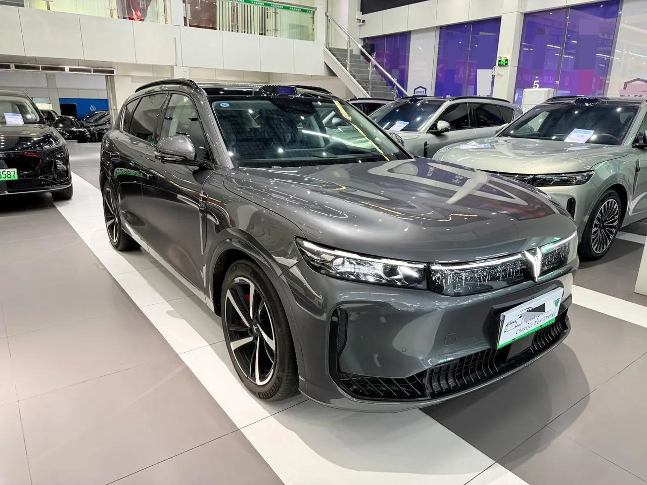 Voyah 2025 FREE four-wheel drive dry Kun version of automatic gear 3