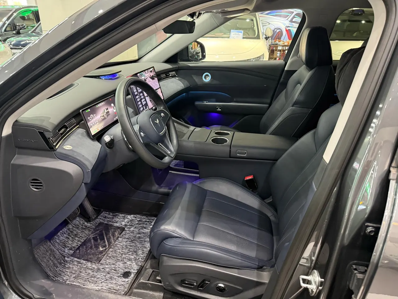 Voyah 2025 FREE four-wheel drive dry Kun version of automatic gear 8