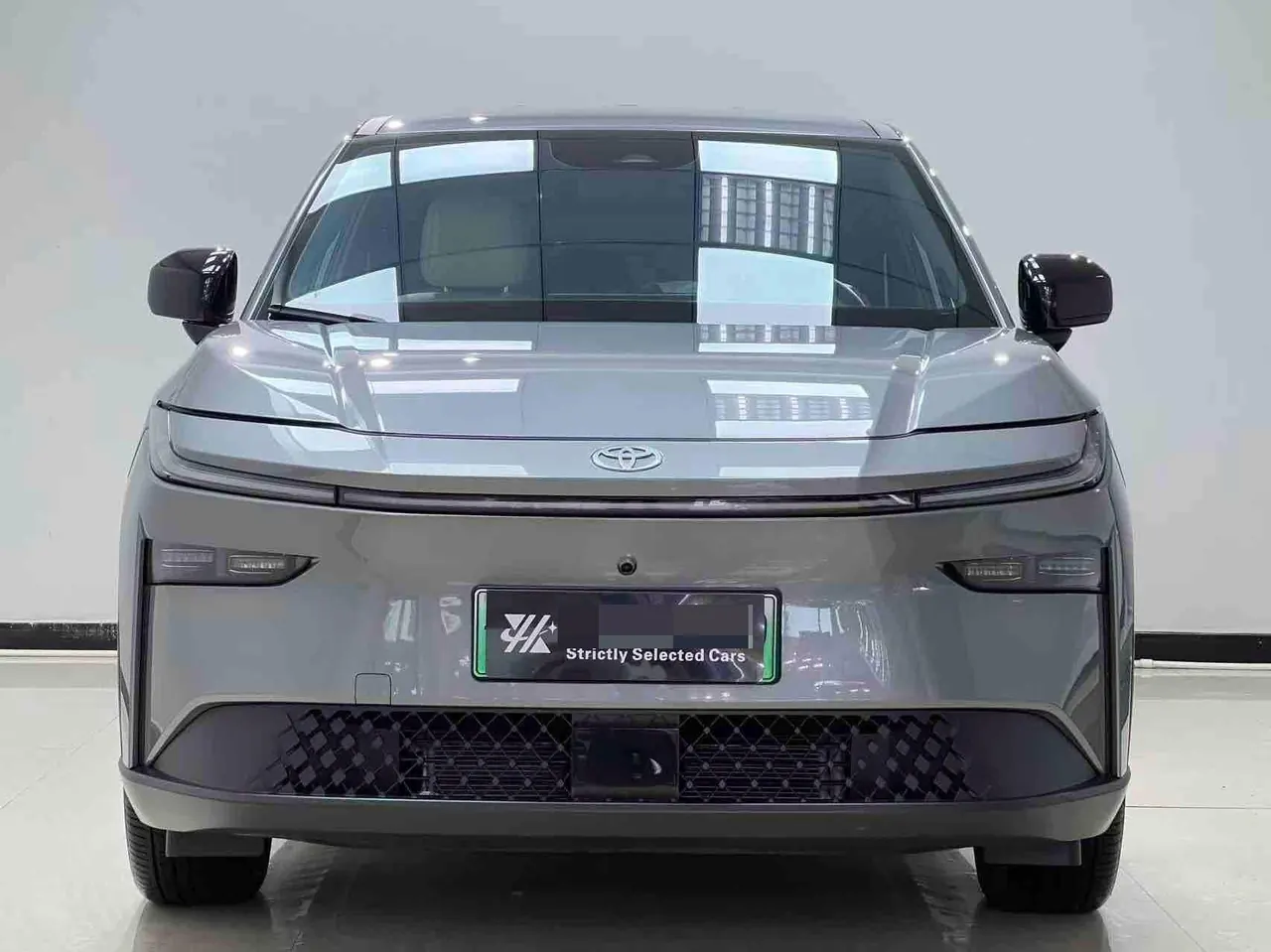 Toyota 2025 Platinum Intelligence 3X 520 Pro Automatic Gear 2