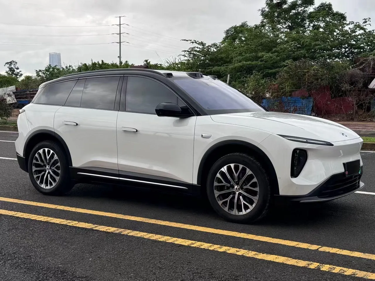NIO 2024 ES6 75kWh automatic gear 3