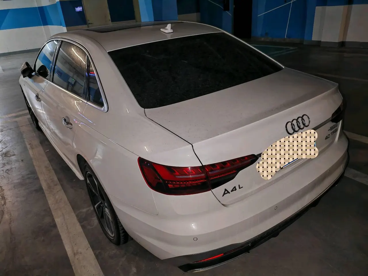 Audi 2023 A4L 2.0TFSI 40TFSI Fashion Dynamic Automatic 3