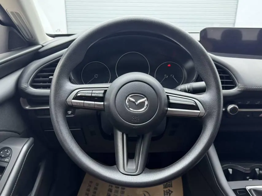 Mazda 3 Angkesaila 2022 Mazda 3 Angkesaila-sedan 2.0 quality automatic transmission 15