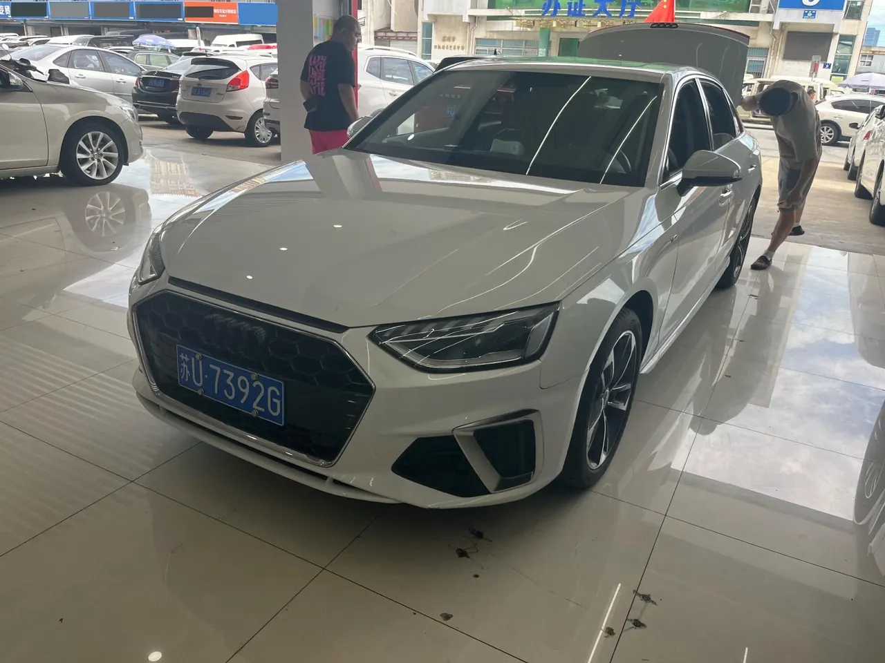Audi 2022 A4L 2.0TFSI 40TFSI Fashion Dynamic Automatic - View 1