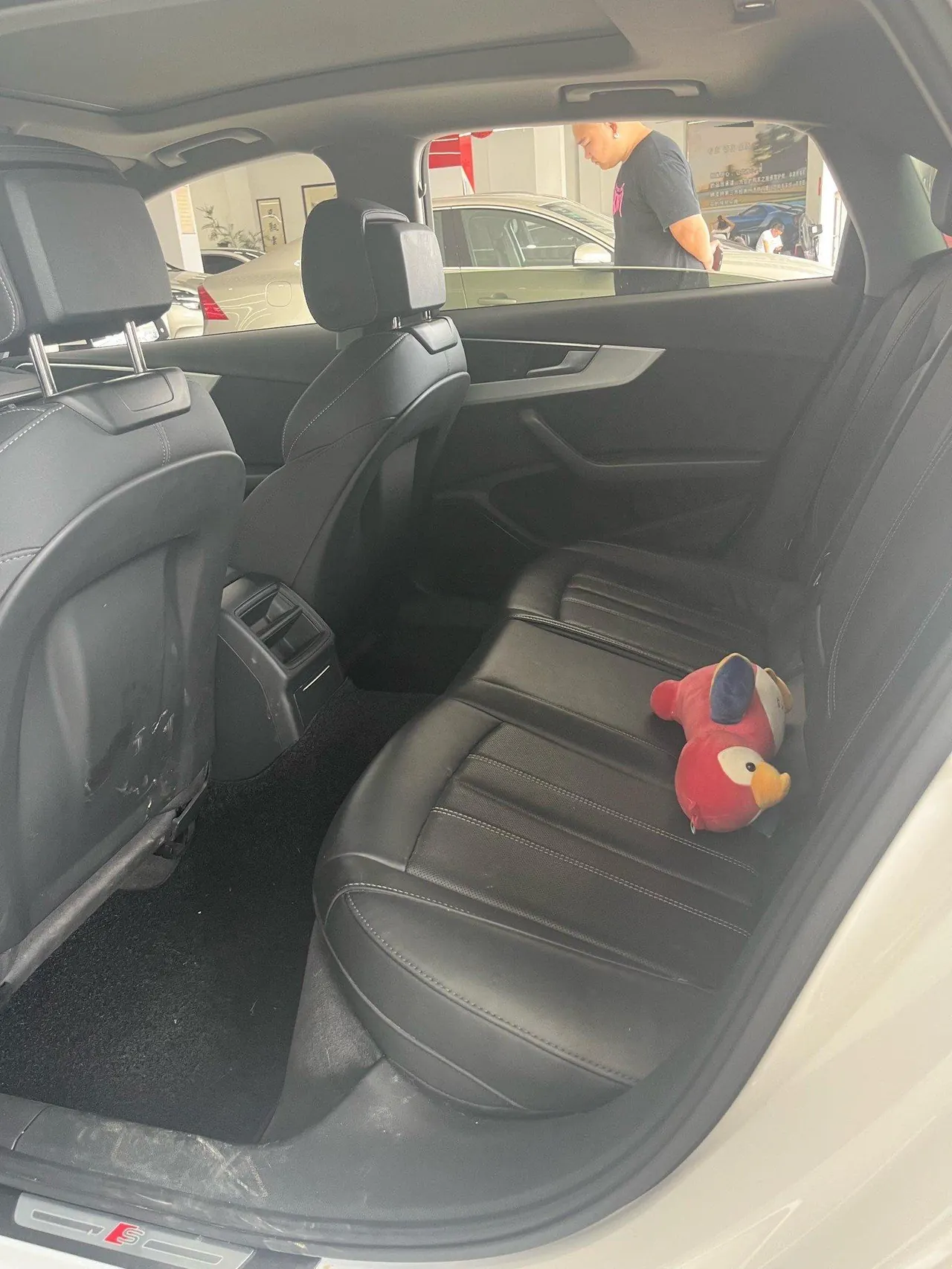 Audi 2022 A4L 2.0TFSI 40TFSI Fashion Dynamic Automatic 3