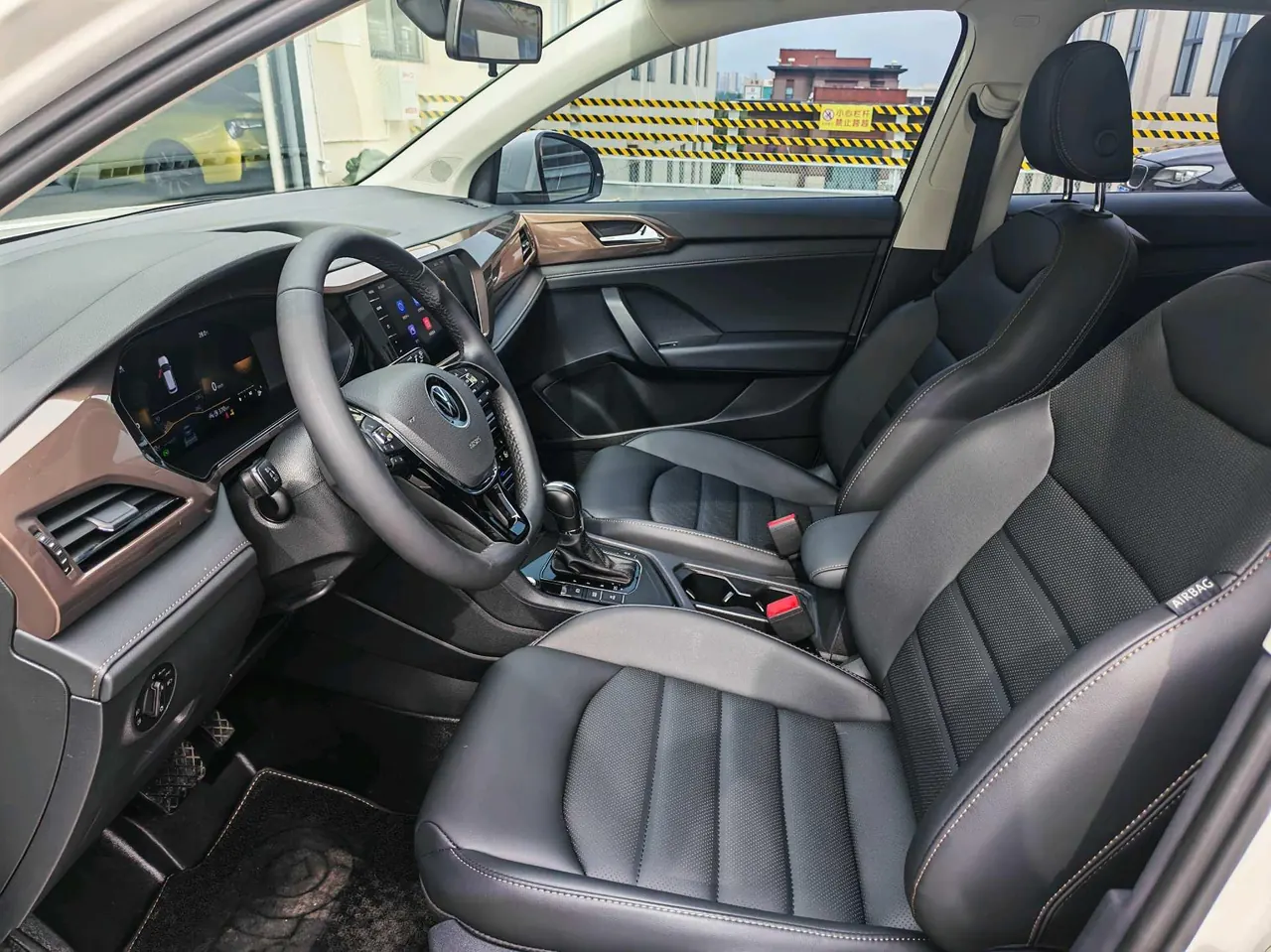 Volkswagen 2022 Tuyue 1.4TSI 280TSI Two-Drive Deluxe Automatic Gear 4
