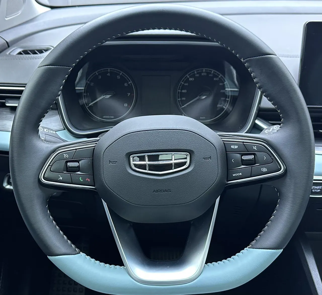 Geely 2022 Emgrand S 1.4T Stepless Crossover Player Edition Automatic Gear 10