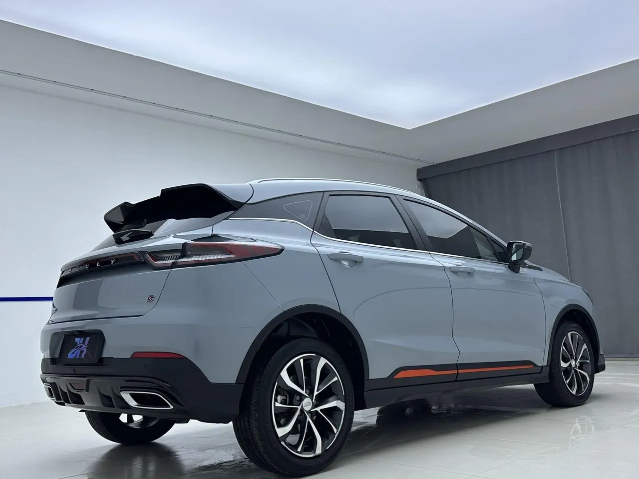 Geely 2022 Emgrand S 1.4T Stepless Crossover Player Edition Automatic Gear 6