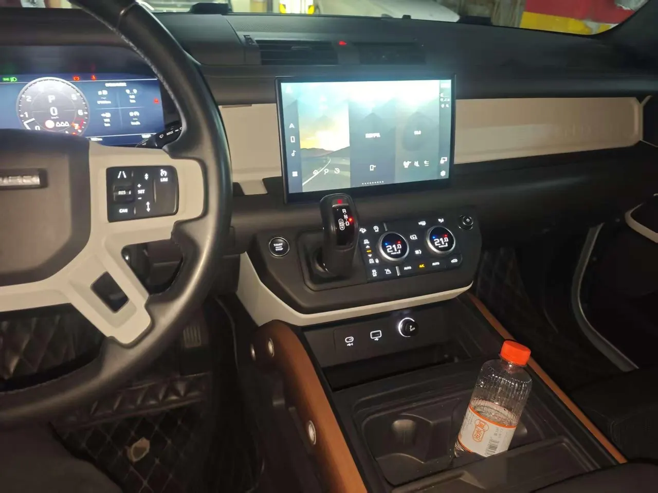 Land Rover Guard (Imported) 2022 Guard 110 48V 3.0T P400 X-DYNAMIC HSE Automatic Gear 5