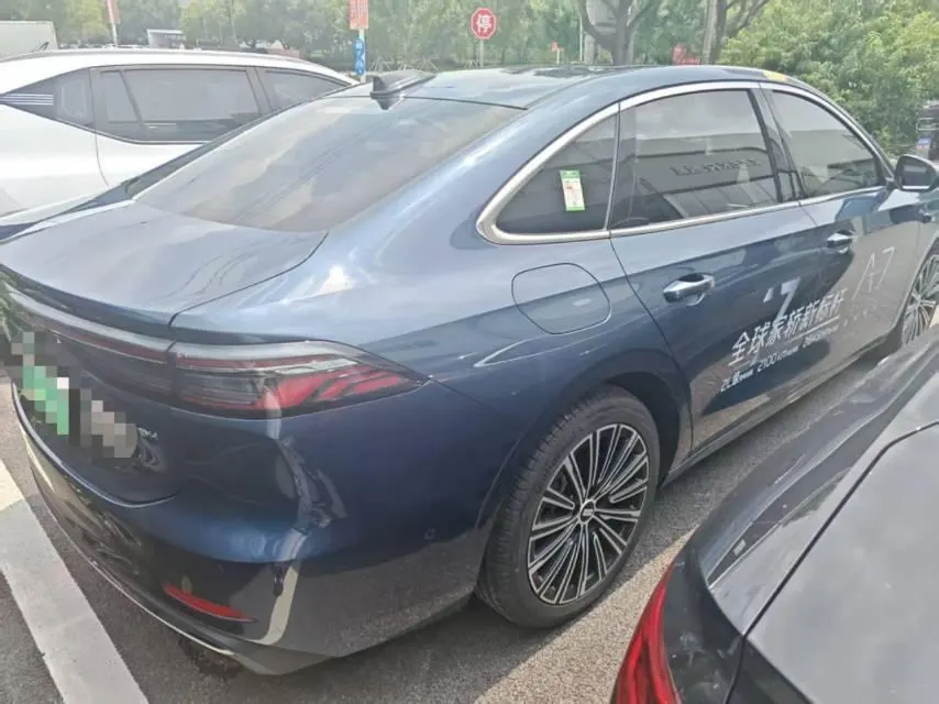 Geely Galaxy 2025 A7 EM-i 1.5 150km Starship Edition Automatic Gear 5