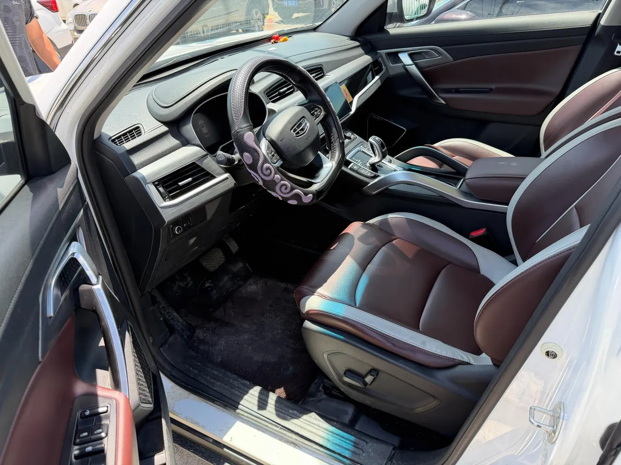 Geely 2022 Boyue 1.8TD Zhiya Automatic Gear 3