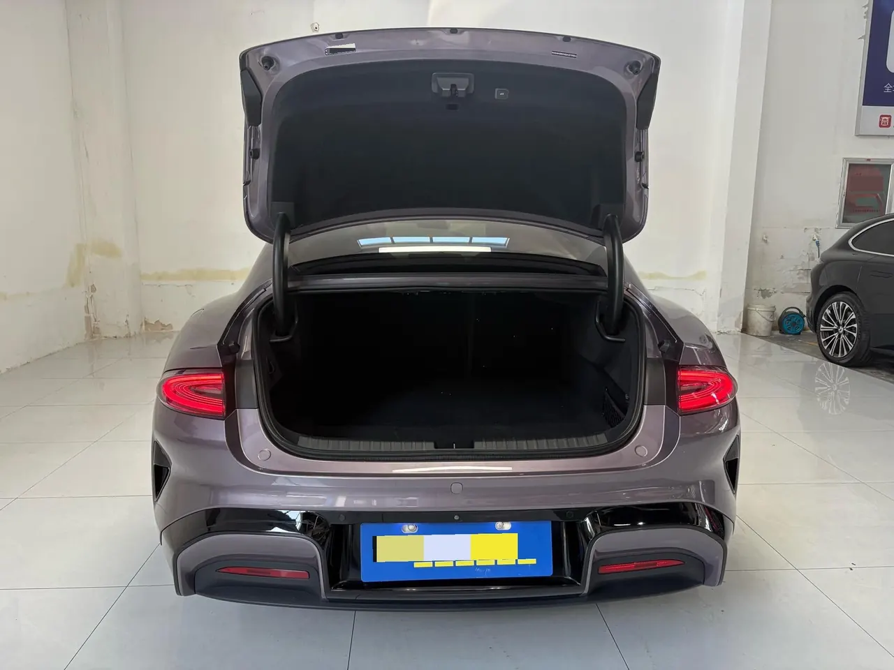 MI 2024 SU 7 700km Rear Drive Long Endurance Smart Driving Edition Automatic Gear 12