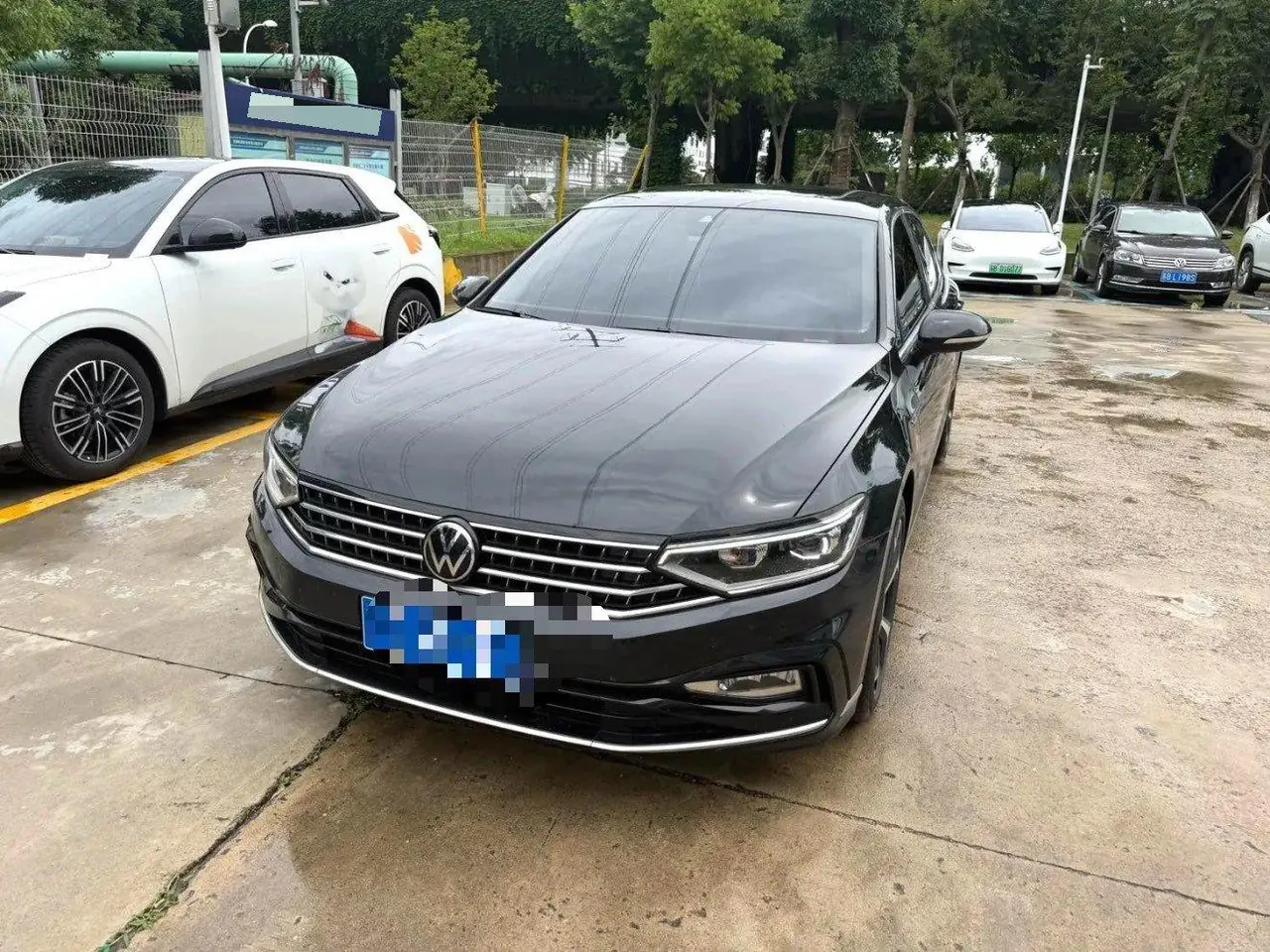 Volkswagen 2024 Magotan 2.0TSI 330TSI 2 million luxury automatic gear 2