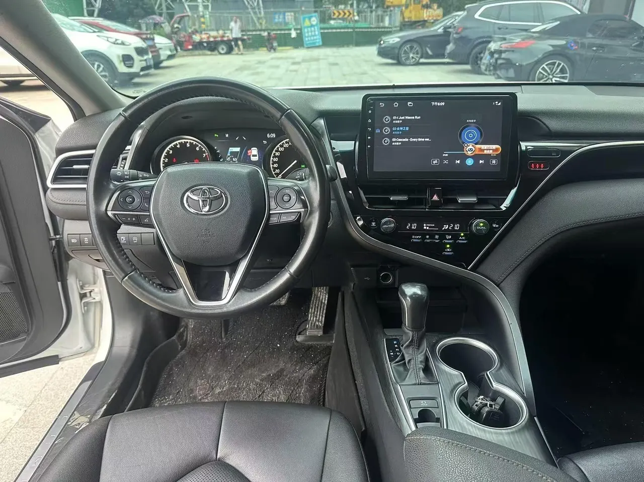 Toyota 2021 Camry 2.0G Stepless Deluxe Edition Automatic Gear 6
