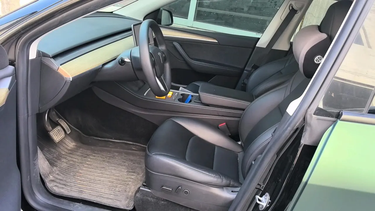 Tesla 2022 Model Y rear-wheel drive version (facelift) automatic gear 10