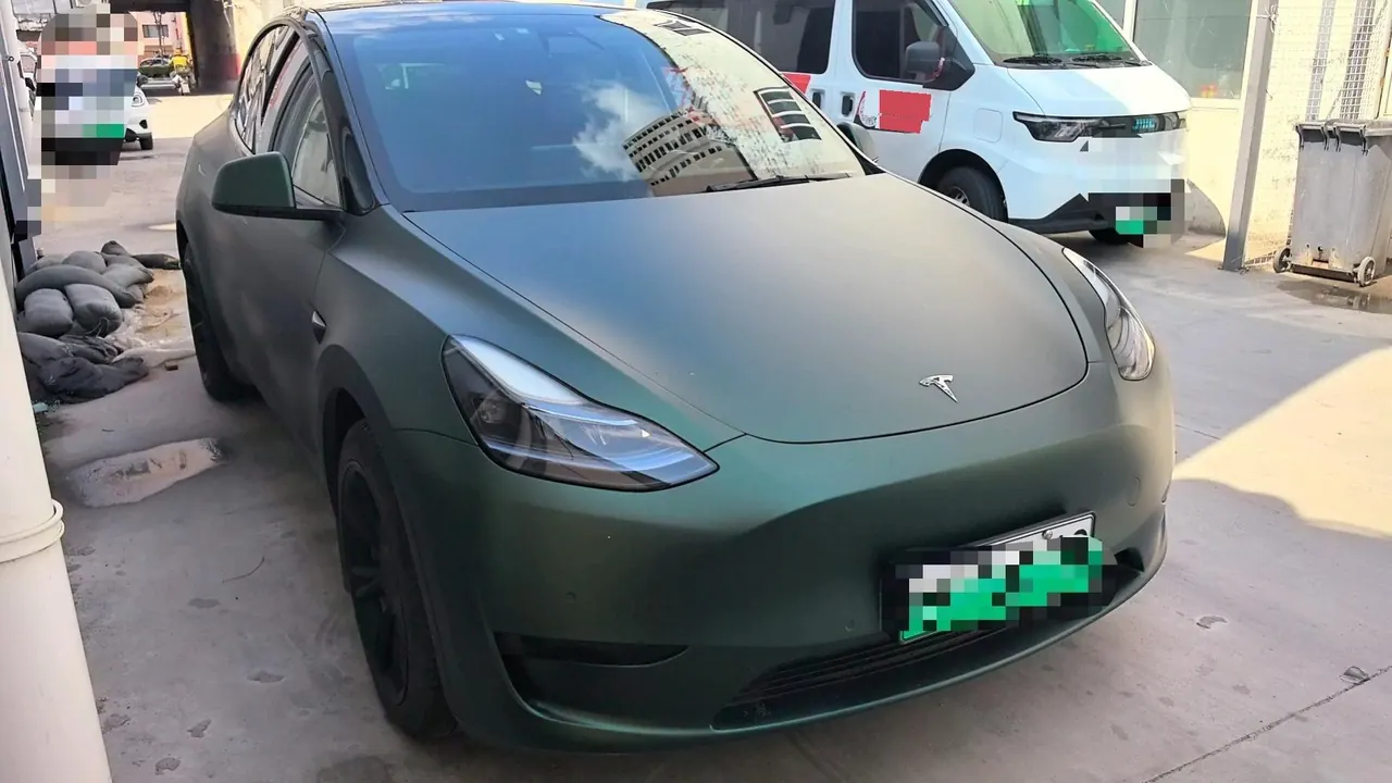 Tesla 2022 Model Y rear-wheel drive version (facelift) automatic gear 3