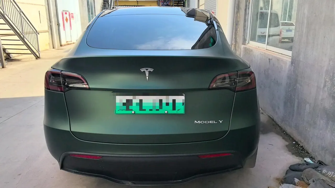 Tesla 2022 Model Y rear-wheel drive version (facelift) automatic gear 5