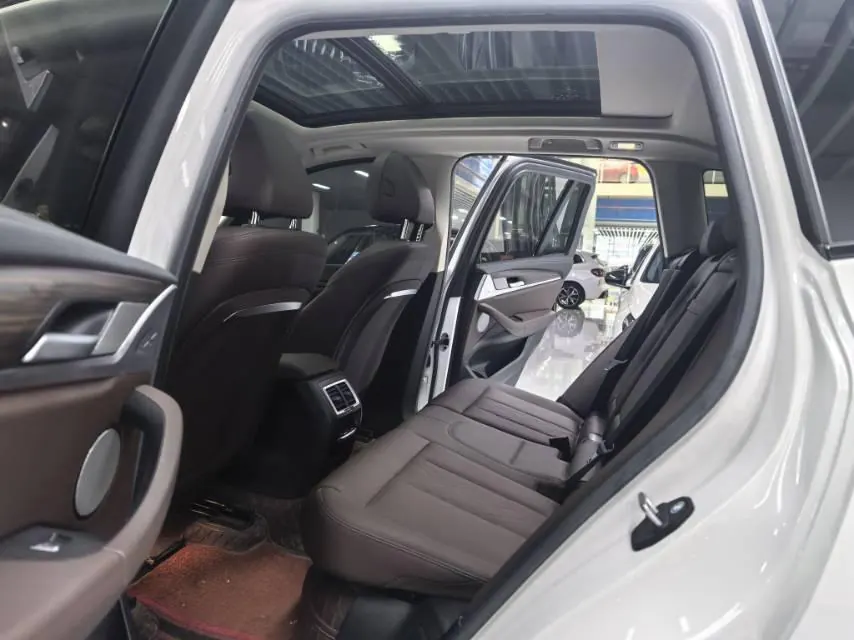 BMW 2022 X3 xDrive30i 2.0T Leading M Obsidian Night Suit Automatic Gear 5