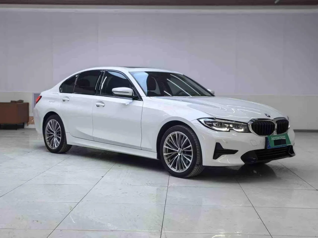 BMW 3 Series 2022 320i 2.0T Sports Suit (Modified) Automatic Gear - View 1