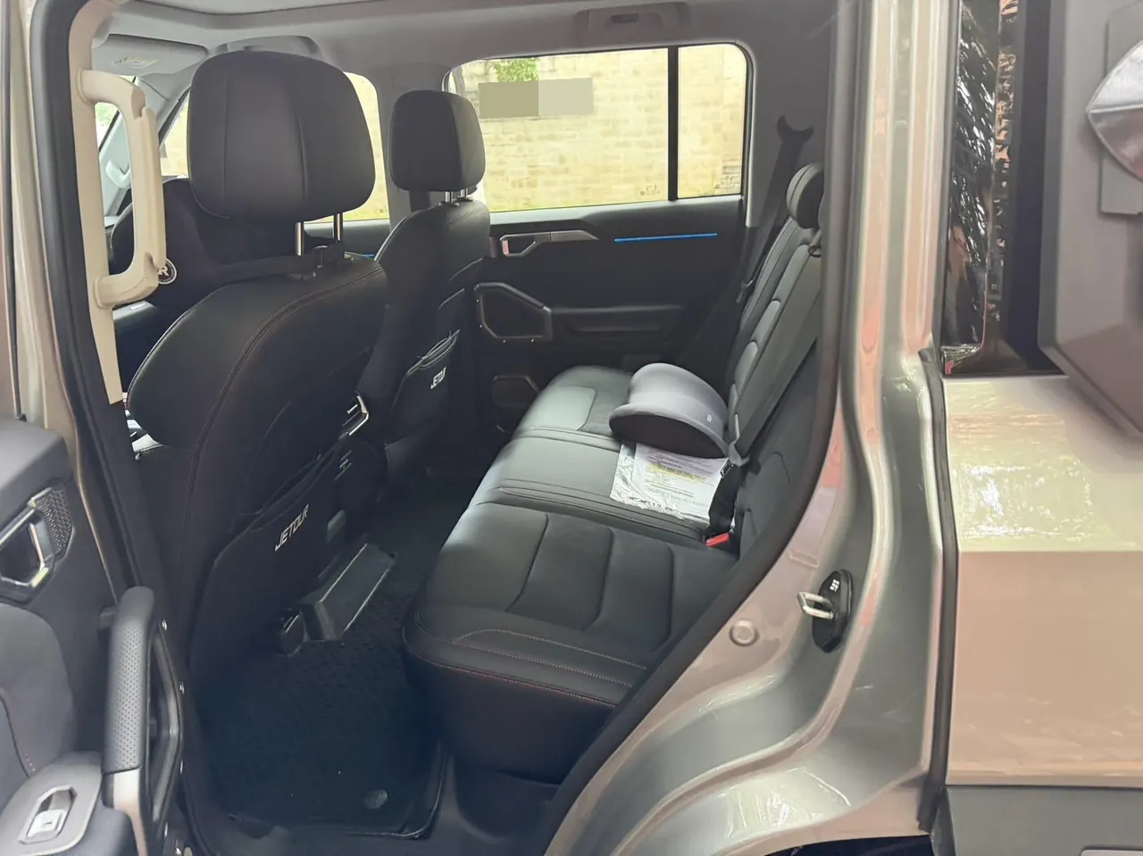 Jetour 2025 Traveler 1.5TD Two-Drive Exploration Automatic Transmission 4