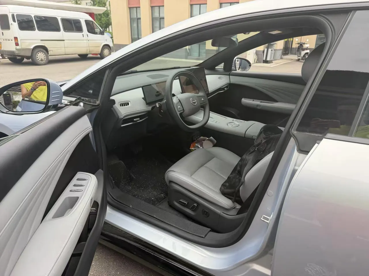 Nissan 2025 N7 625 Max Automatic 8