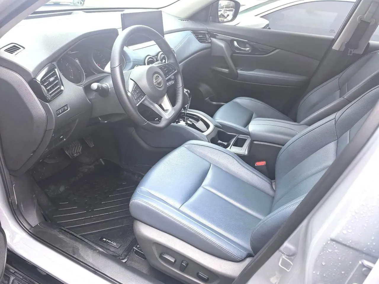 Nissan 2025 Qijun Honor 2.0 Stepless Two-Drive Leading Edition Automatic Transmission 2