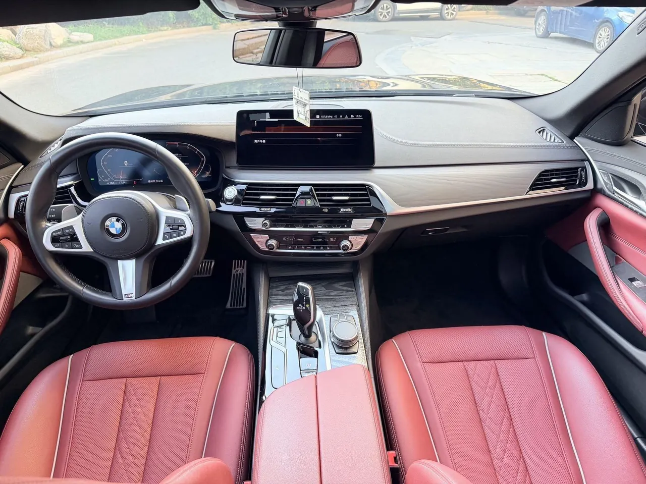 BMW 5 Series 2021 530Li 2.0T Leading M Sports Suit Automatic Gear 3