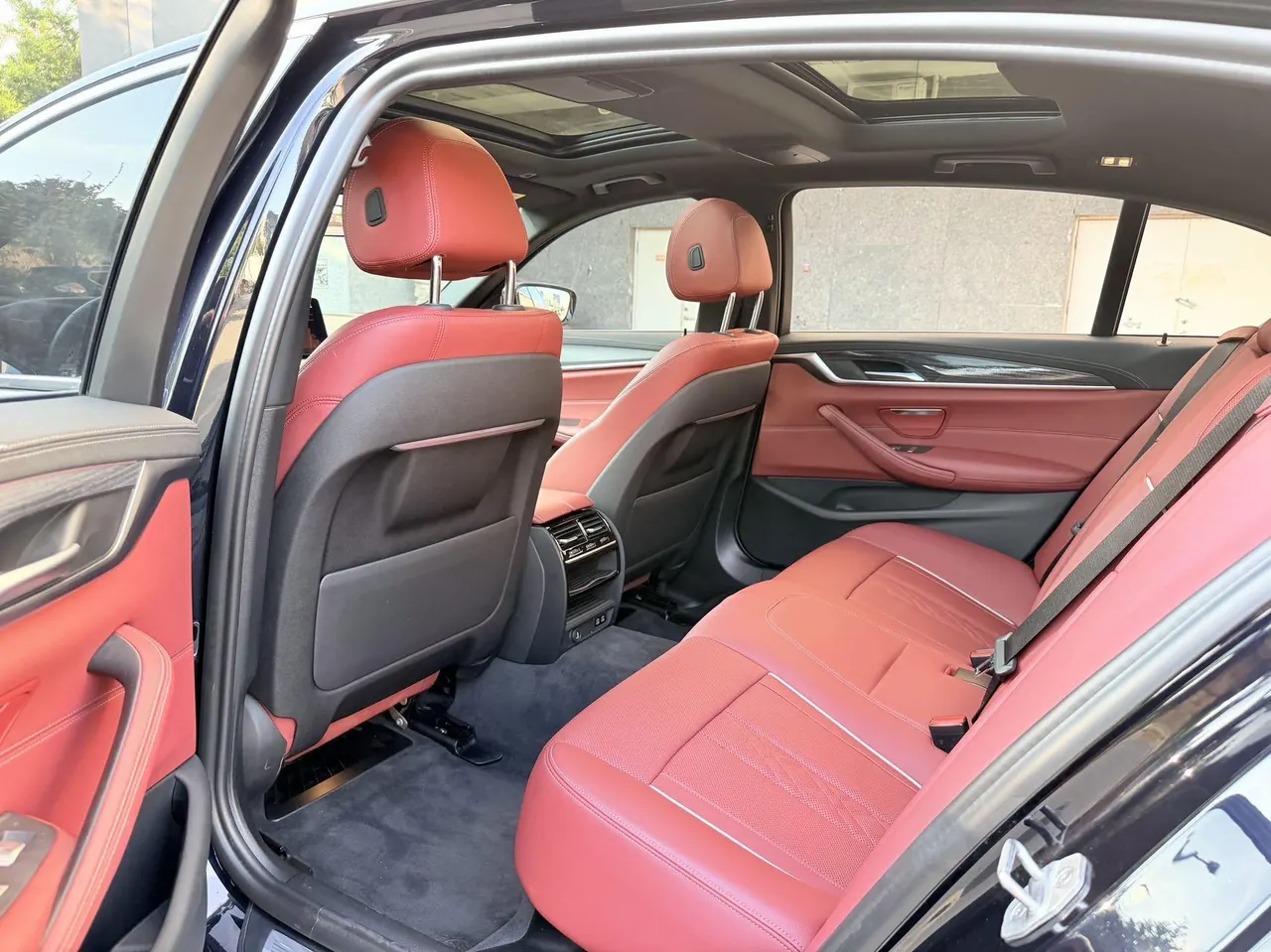 BMW 5 Series 2021 530Li 2.0T Leading M Sports Suit Automatic Gear 6