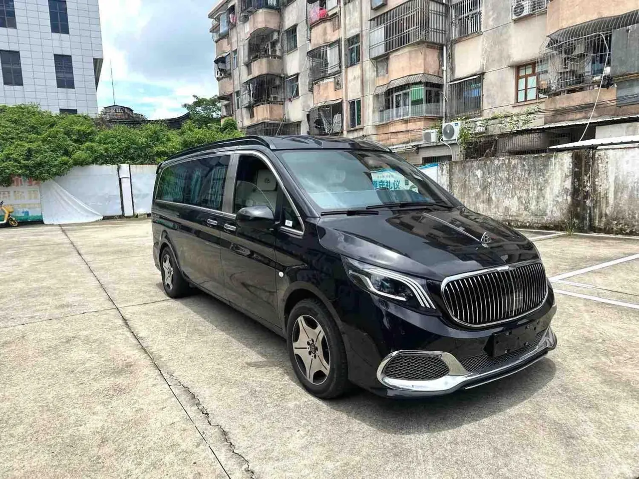 Mercedes Benz 2023 Vito 2.0T Business Edition 7-seat Automatic Gear 2