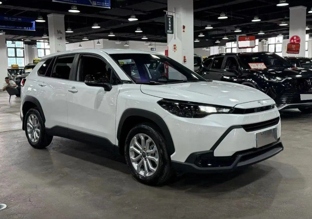 Toyota 2025 Front Landa 2.0 Stepless Elite plus Edition Automatic Gear 3