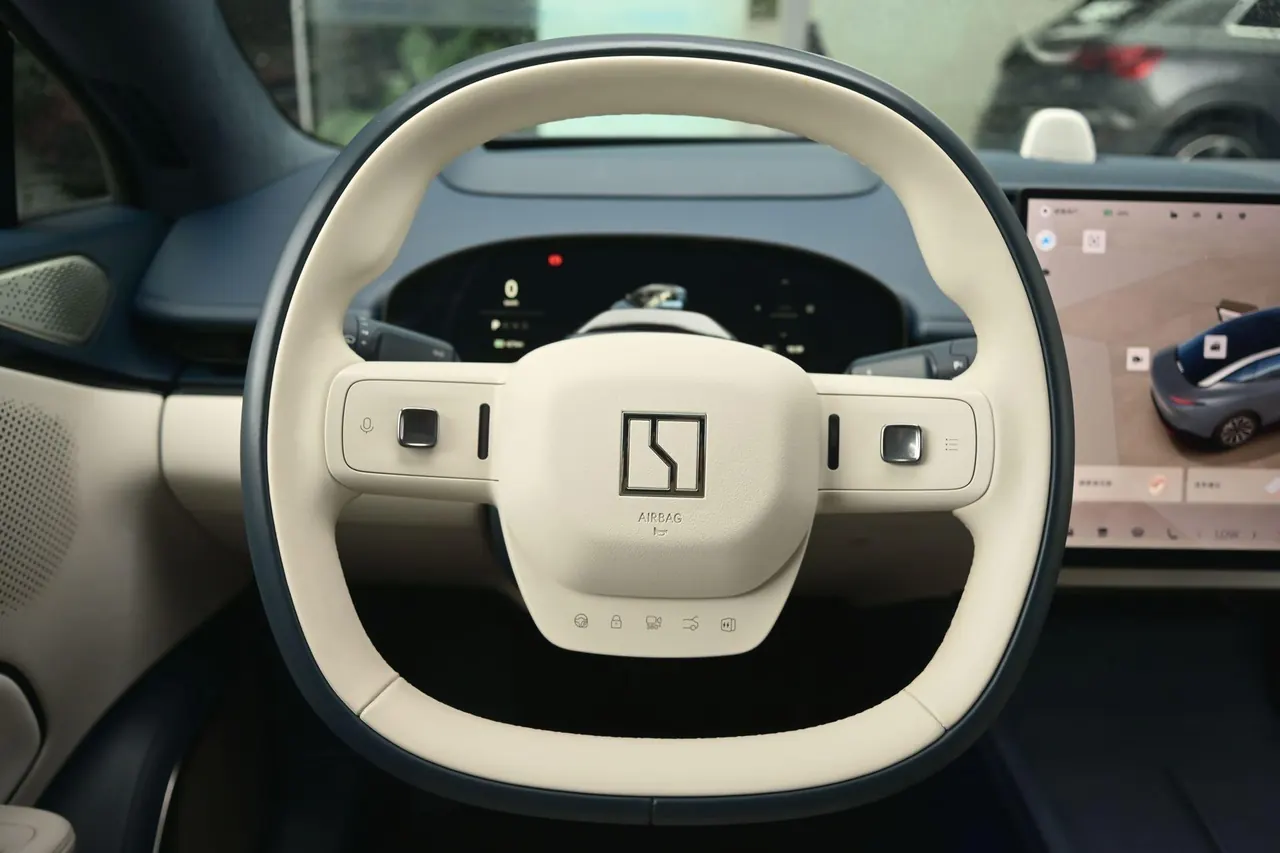 Zeekr 2025 Zeekr 007 4-wheel drive intelligent driving version 75kWh automatic gear 5