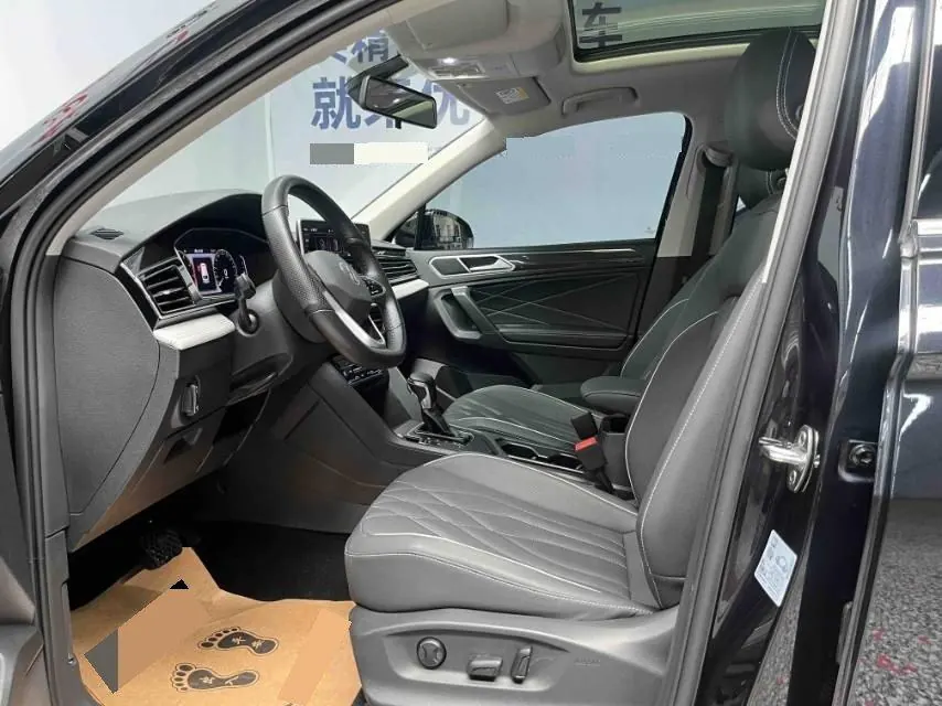 Volkswagen 2022 Tiguan L 2.0TSI 330TSI Two-Drive Smart Edition Automatic Gear 3