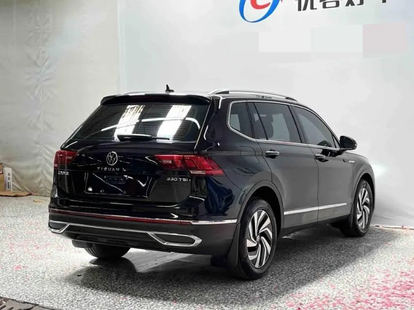 Volkswagen 2022 Tiguan L 2.0TSI 330TSI Two-Drive Smart Edition Automatic Gear 9