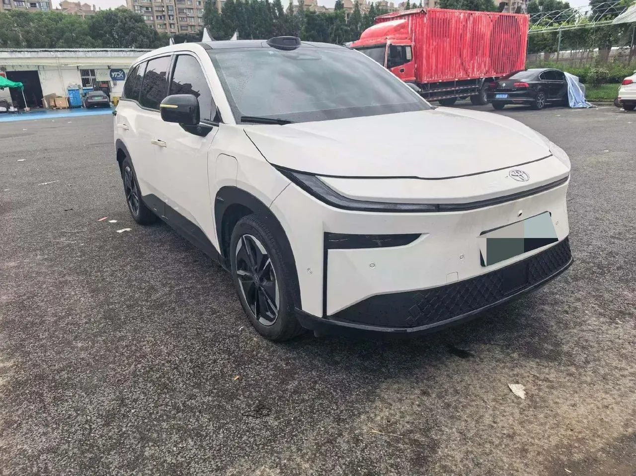 Toyota 2025 Platinum Intelligence 3X 520 Pro Advanced Intelligence Driving Edition Automatic Gear 2