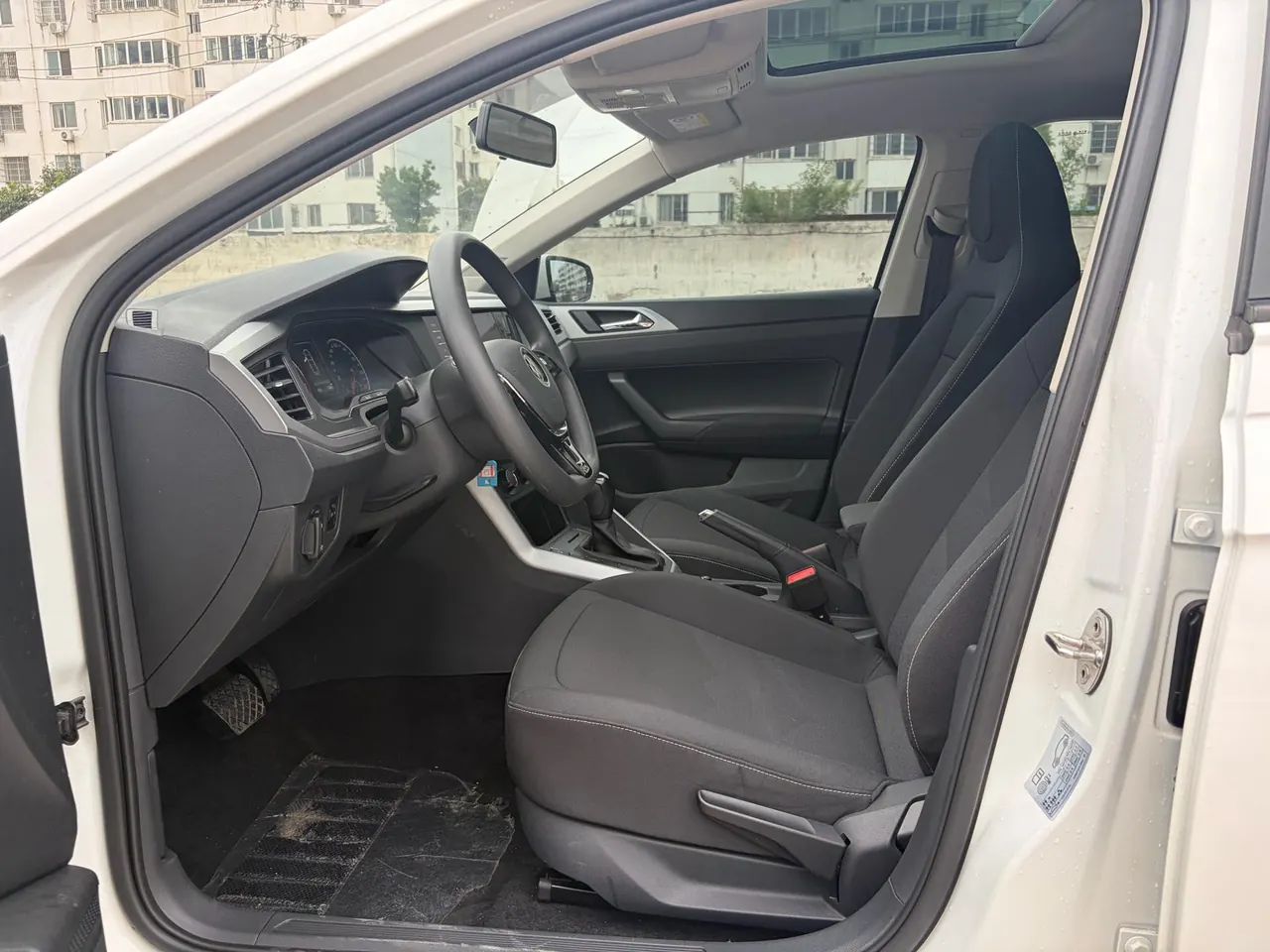 Volkswagen 2021 POLO Plus 1.5 Panoramic Music Edition Automatic Gear 3