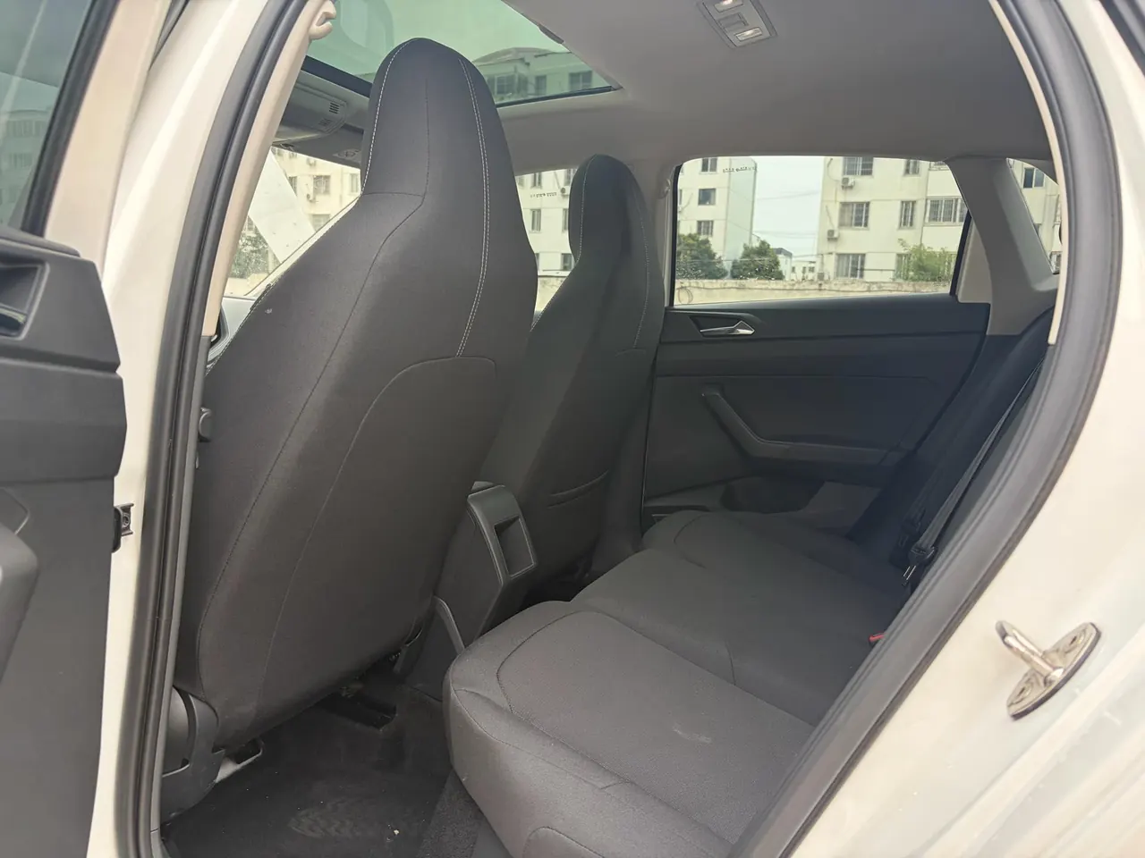 Volkswagen 2021 POLO Plus 1.5 Panoramic Music Edition Automatic Gear 4