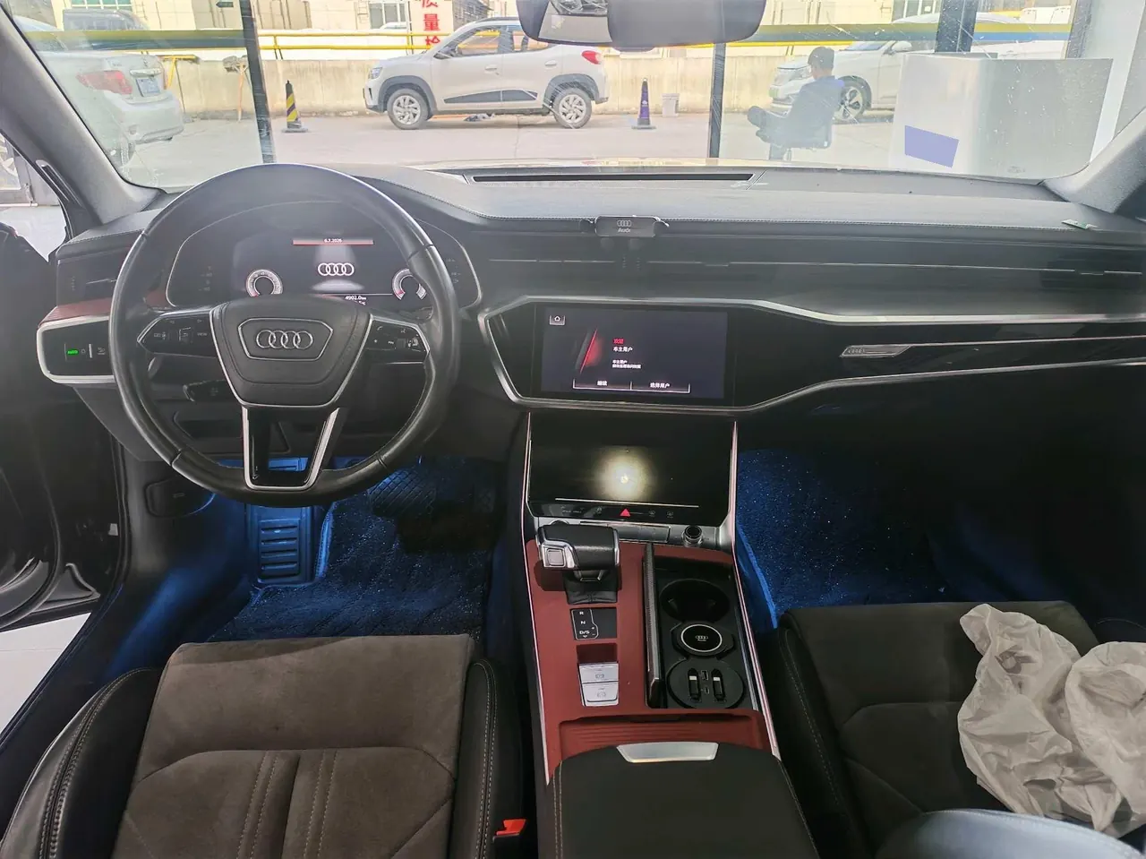 Audi 2023 A6L 2.0TFSI 40TFSI Deluxe Dynamic Automatic 8