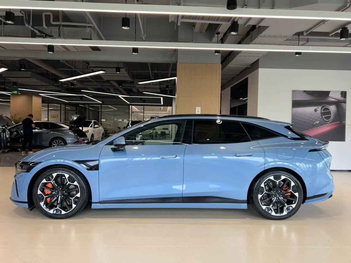 Zeekr 2025 Zeekr 007GT four-wheel drive intelligent driving version 75kWh automatic gear 5