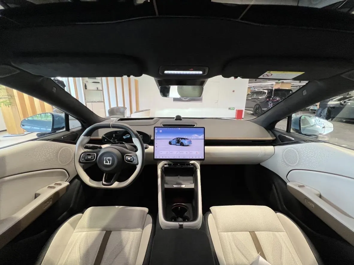 Zeekr 2025 Zeekr 007GT four-wheel drive intelligent driving version 75kWh automatic gear 6