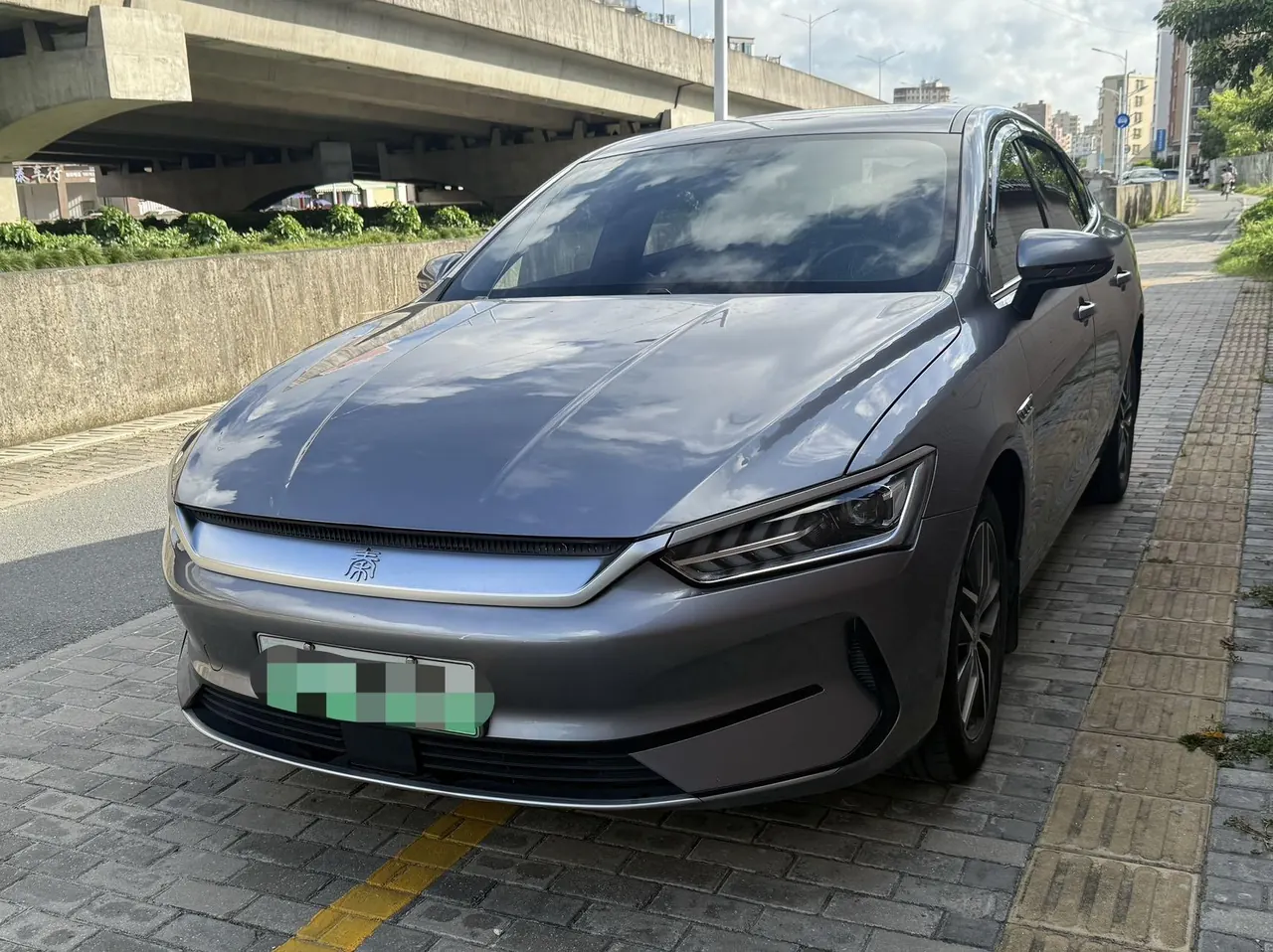 BYD 2021 Qin PLUS EV 400KM Luxury Automatic Gear - View 1