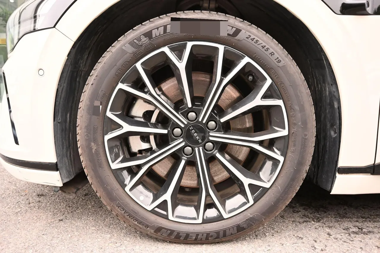 Zeekr 2025 Zeekr 007GT Long Endurance Rear Drive Smart Driving Edition 100kWh Automatic Transmission 3