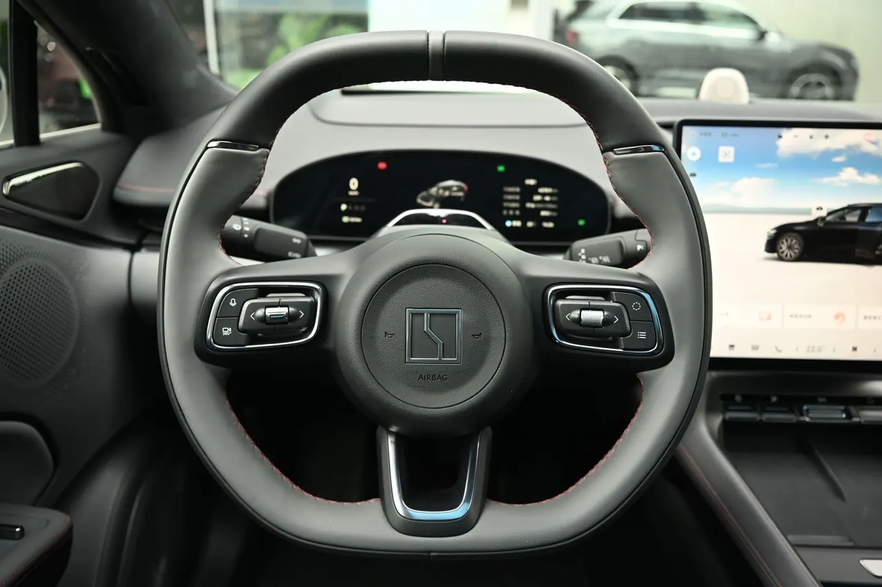 Zeekr 2025 Zeekr 007GT Long Endurance Rear Drive Smart Driving Edition 100kWh Automatic Transmission 5