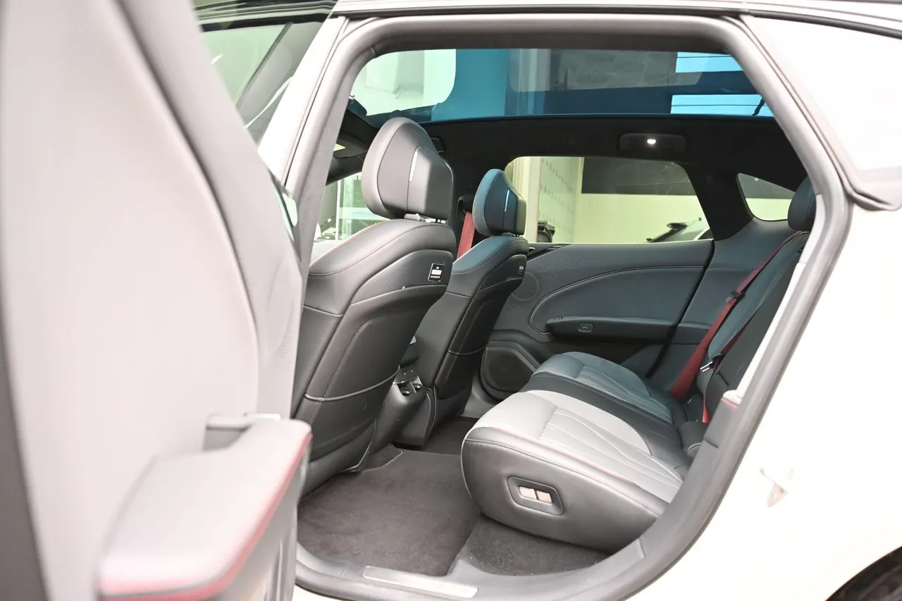 Zeekr 2025 Zeekr 007GT Long Endurance Rear Drive Smart Driving Edition 100kWh Automatic Transmission 7