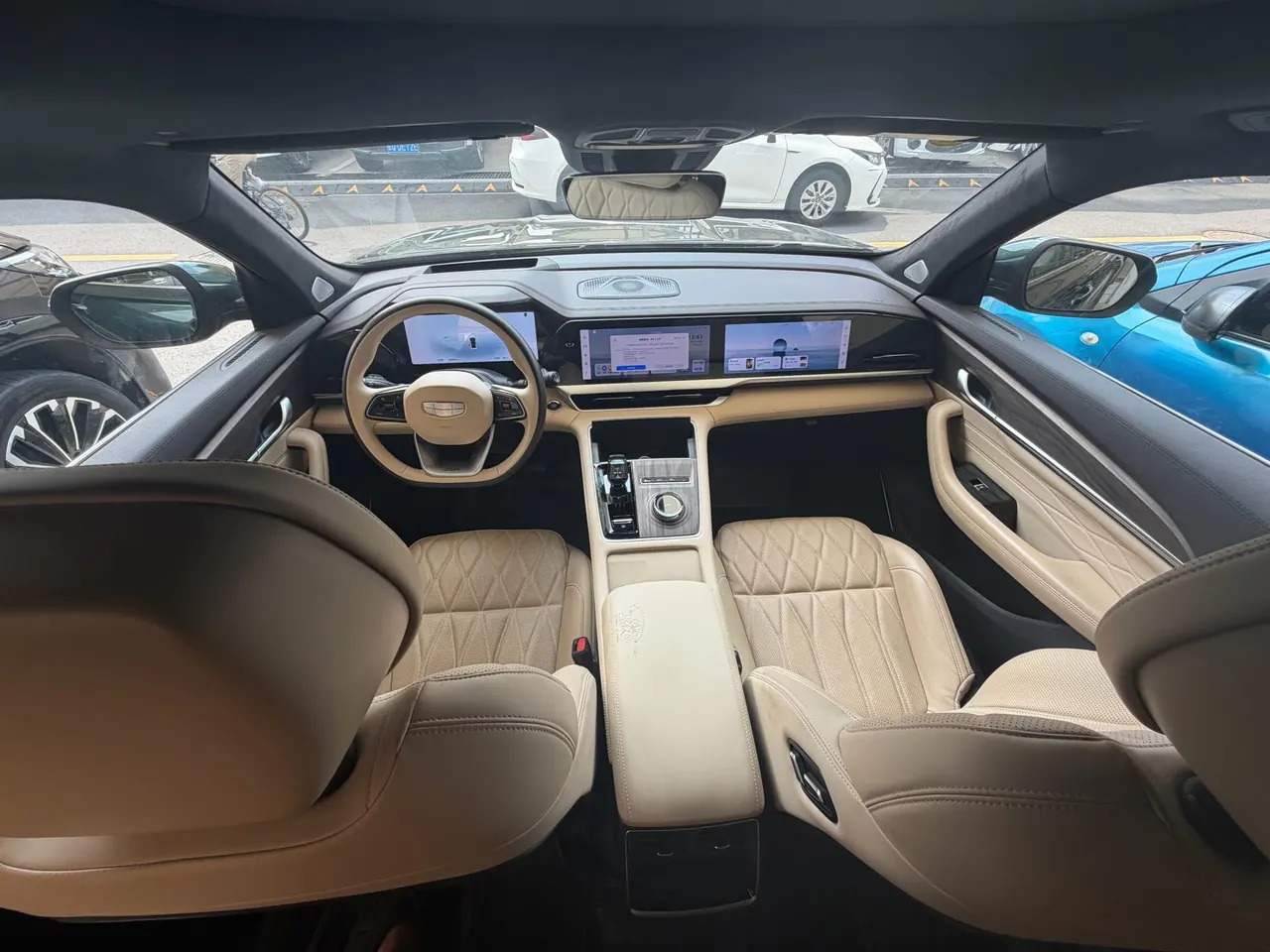 Geely 2025 XingyueL (Monjaro) 2.0TD Oriental Obsidian 4WD full-moon version automatic gear 5