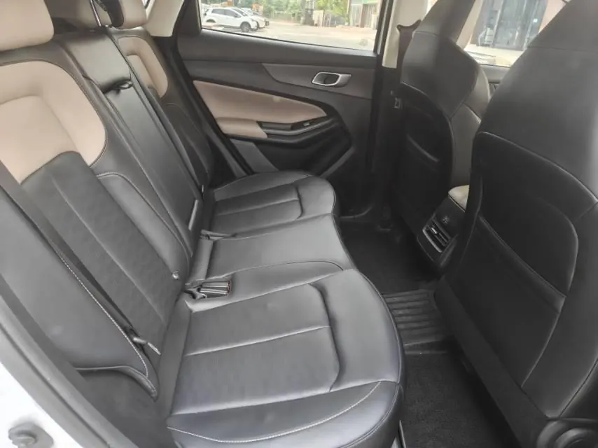 ChangAn 2023 CS55 PLUS 1.5T Light Year Edition Automatic Gear 5
